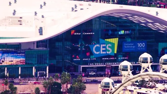 Athics tra le aziende di intelligenza artificiale italiane al CES 2024.